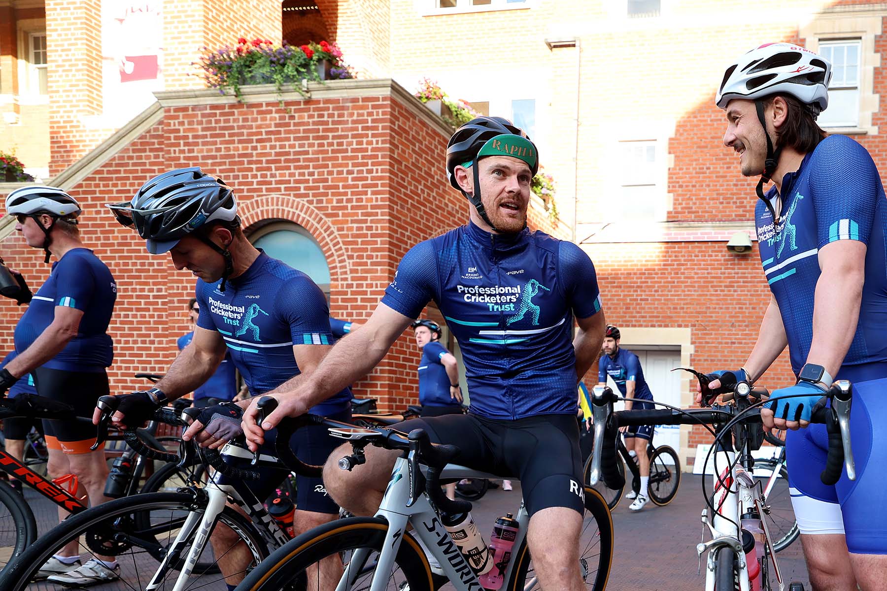 Trust’s London to Paris Ride leaves Kia Oval